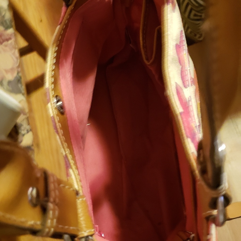 Purse - Picture 3 of 4